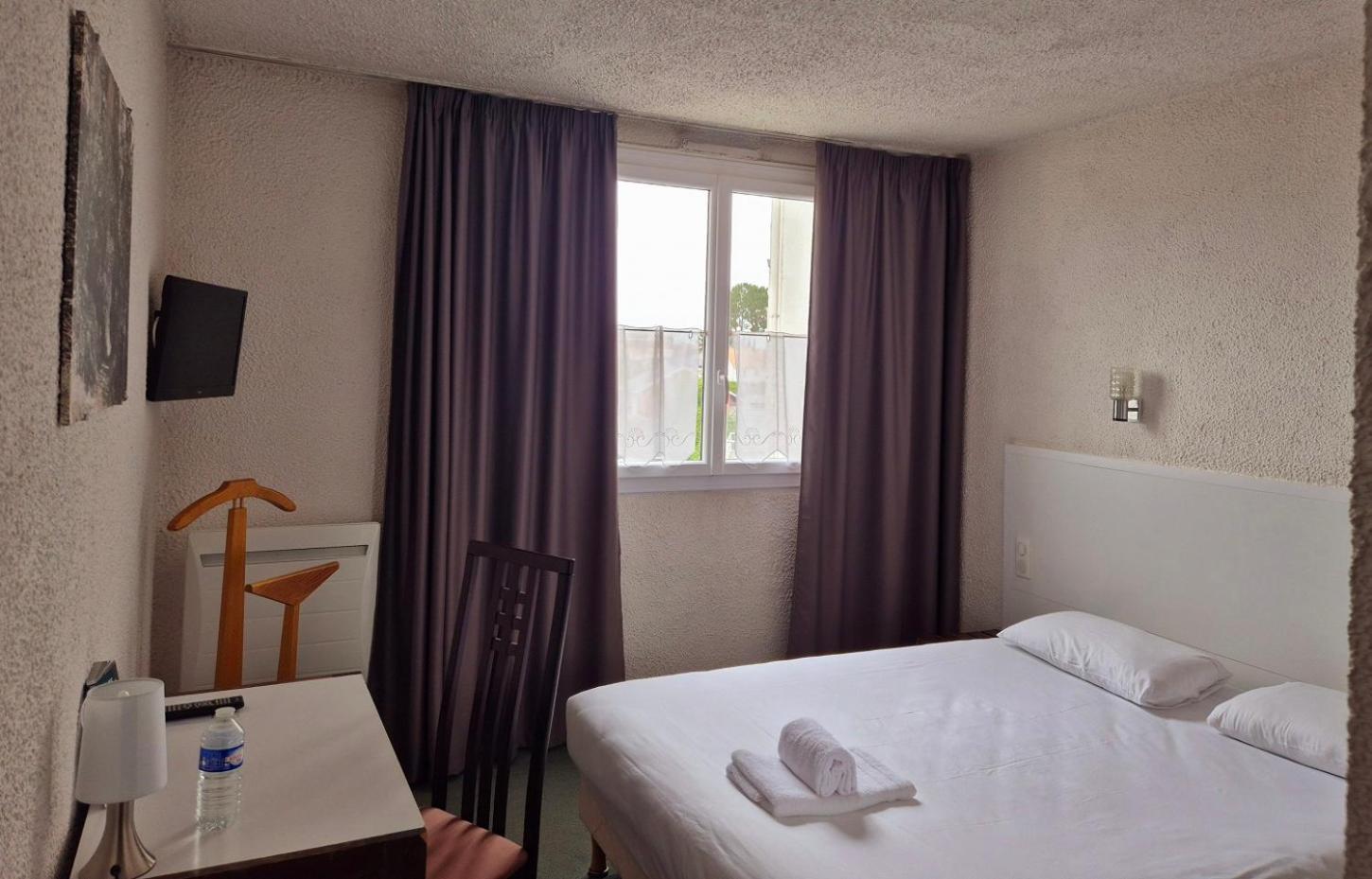 Hotel Le Quai 9 , Ex Le
