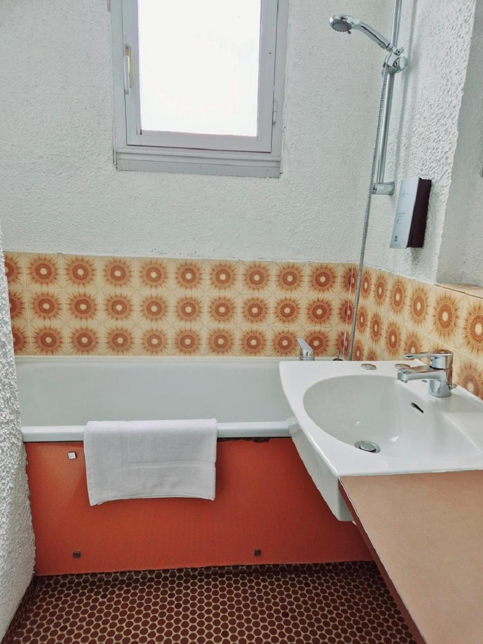 Le Hotel