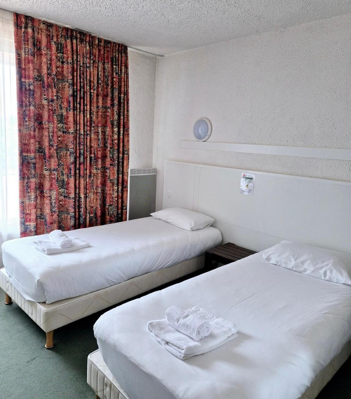 Le Hotel 2*